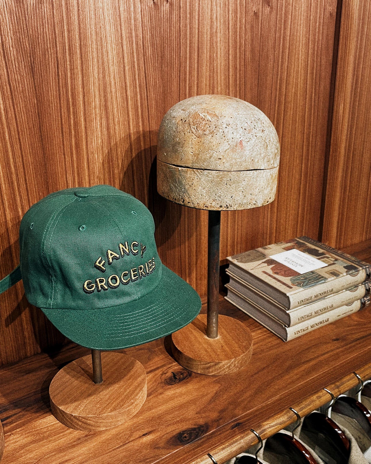 Embroidered Cap in Green
